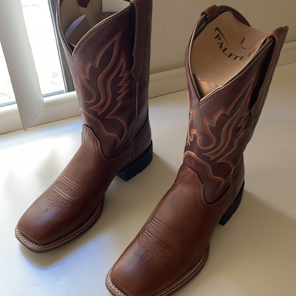 Brown Cowboy Boots Size 8 New in Box - Picture 5 of 11